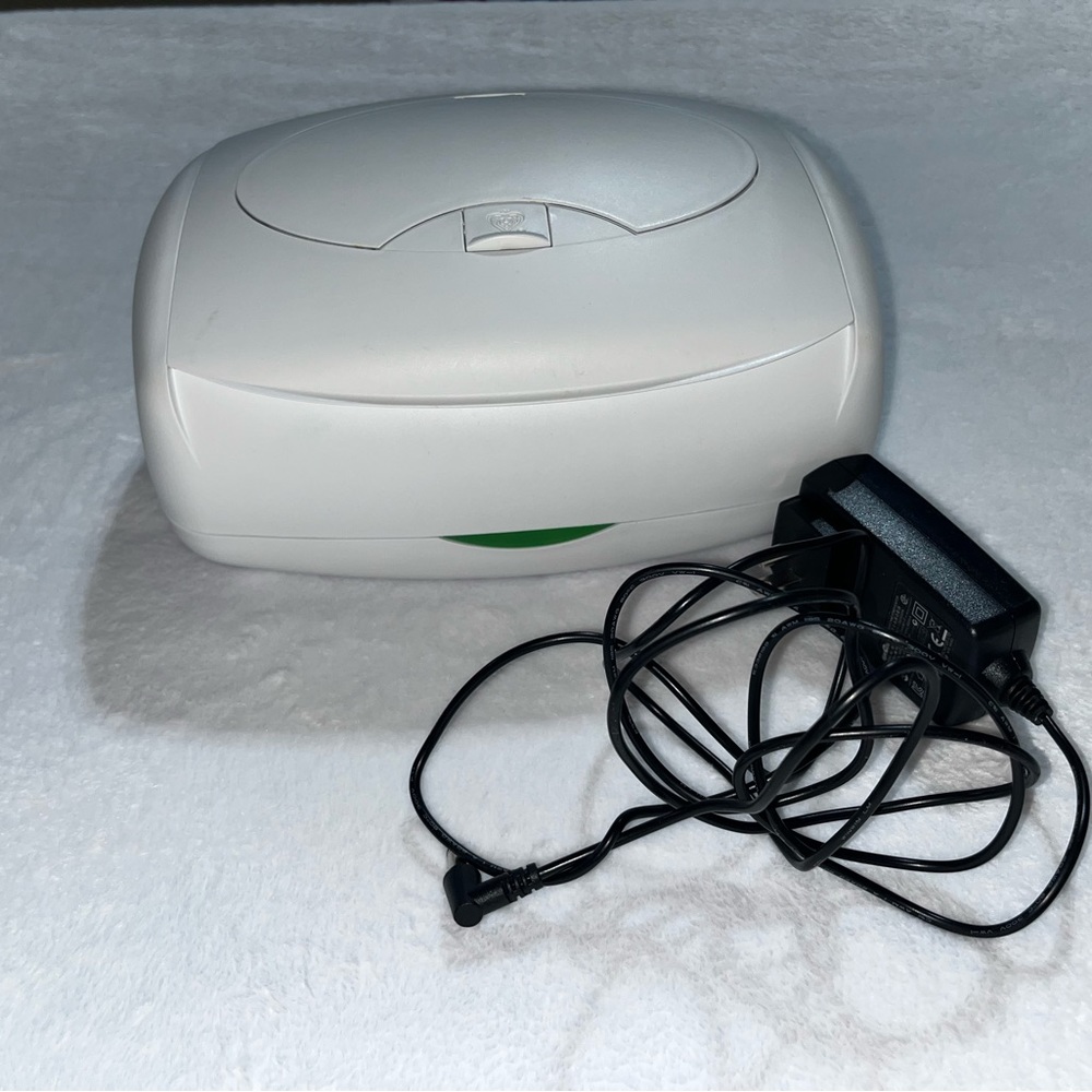 CALLING ALL MAMAS! Wipe warmer